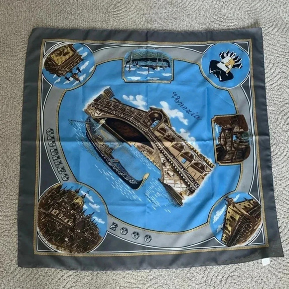 Venice travel scarf - Picture 1 of 12